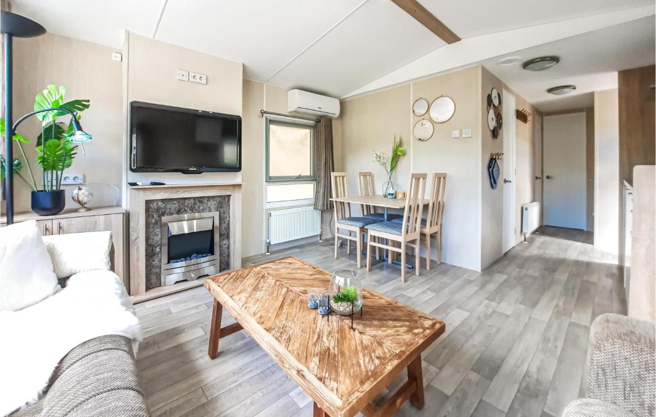 3 Bedroom Beautiful Home In Heinkenszand מראה חיצוני תמונה