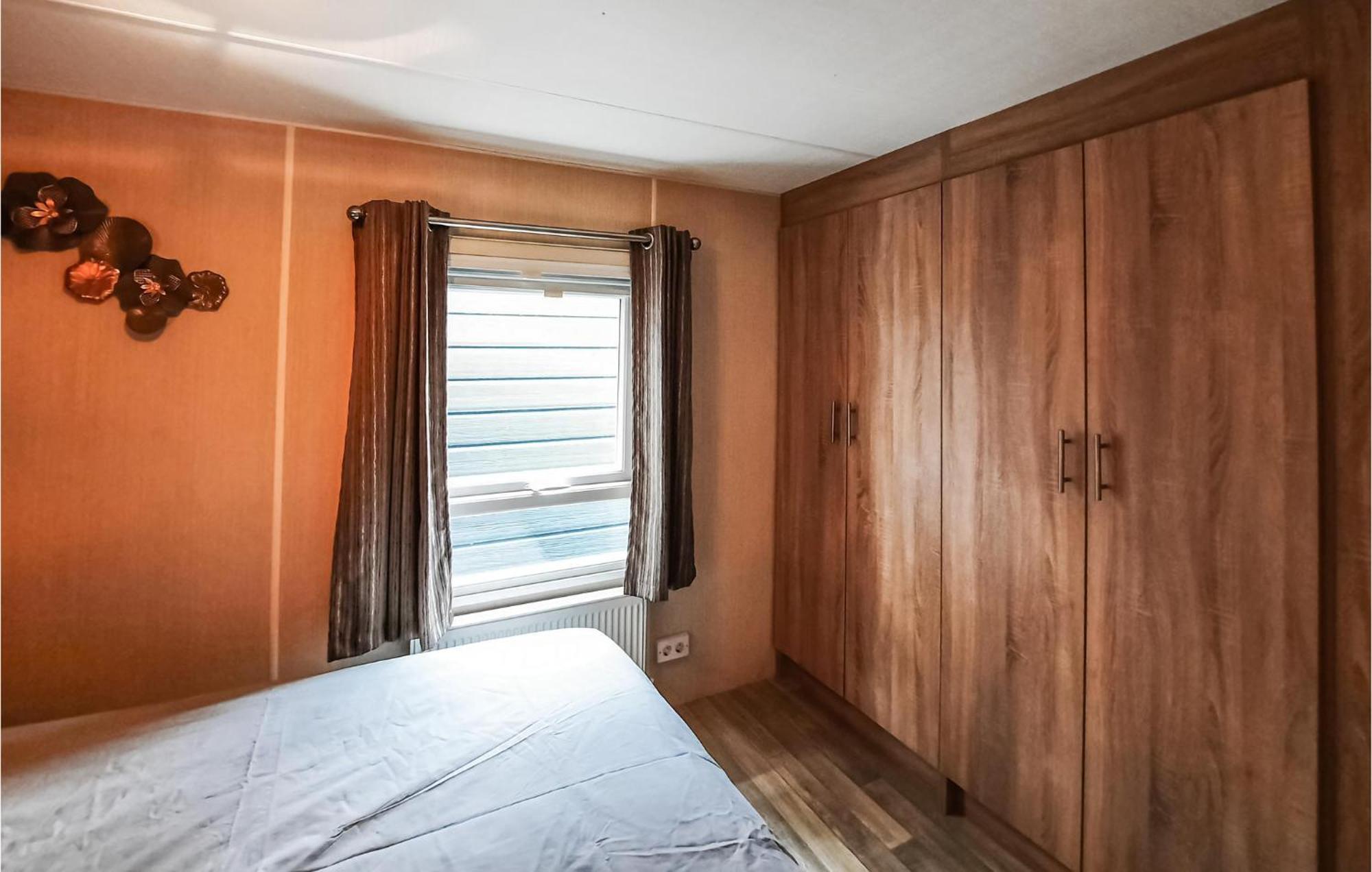 3 Bedroom Beautiful Home In Heinkenszand מראה חיצוני תמונה