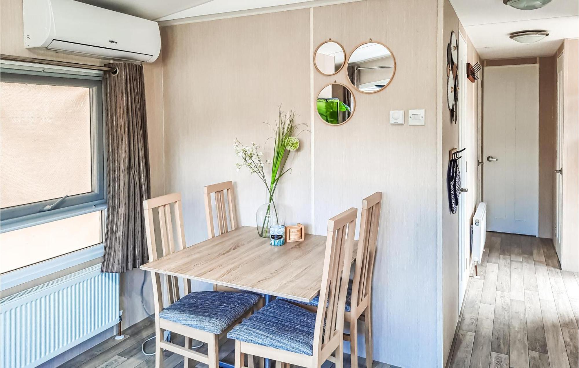 3 Bedroom Beautiful Home In Heinkenszand מראה חיצוני תמונה